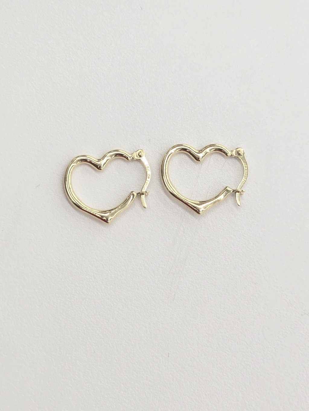 14kt Real Gold Heart Earring